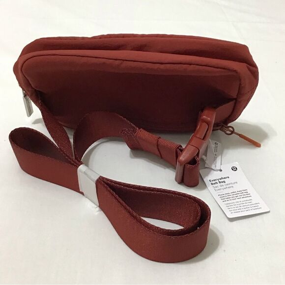 Lululemon Athletica Everywhere Belt Bag 1L - Terra Orange - Picture 2 of 8